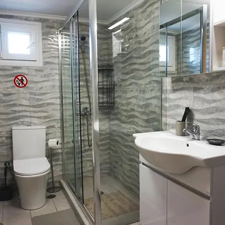 Airport Palmtree Apartments - 15Min From Airport Artemida  Exterior photo