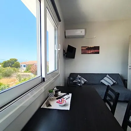 Airport Palmtree Apartments - 15Min From Airport Artemida  Exterior photo